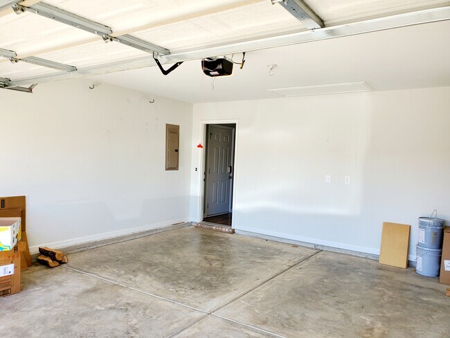 Building Photo - 169 Sedgewick Dr