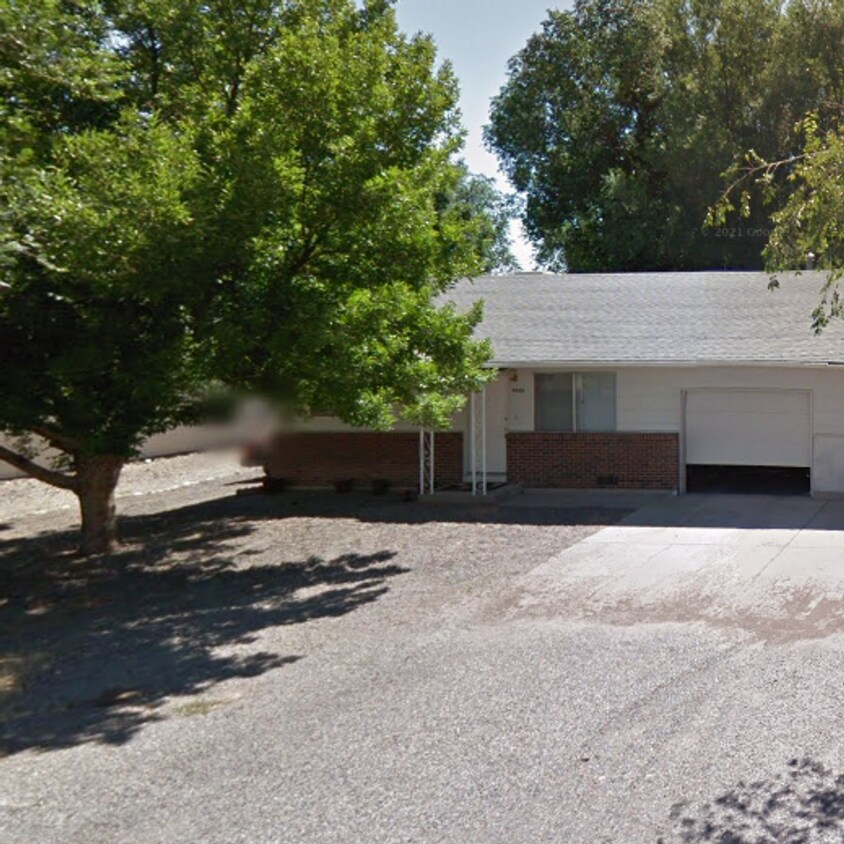 Primary Photo - Redlands 3 bed 1.5 bath with yard