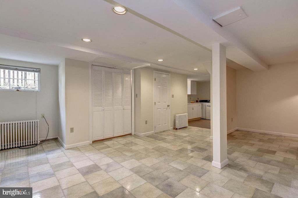 Primary Photo - Studio, 1 bath Apartment - 3620 Norton Pl NW