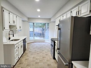 Building Photo - 4884 Saltwater Dr