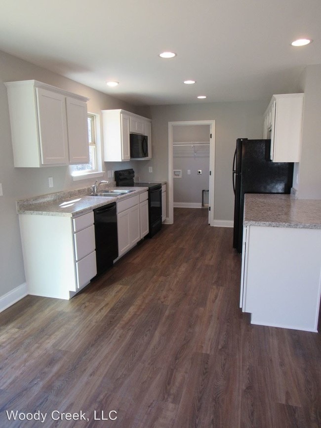 Building Photo - 1524 Andes Rd