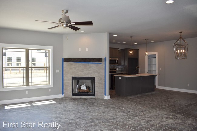 Foto del edificio - 3 br, 3.5 bath House - 603 N Salem Rd