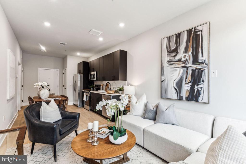 Foto principal - 6910 Ridge Ave