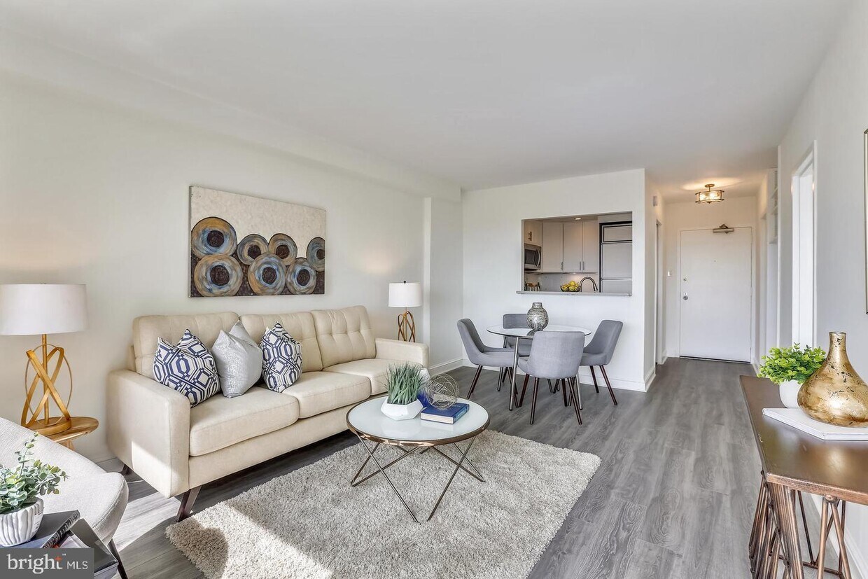 Foto principal - 4515 Willard Ave