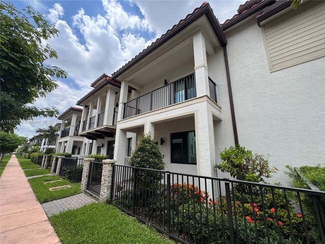 Building Photo - 4760 NW 83rd Pky