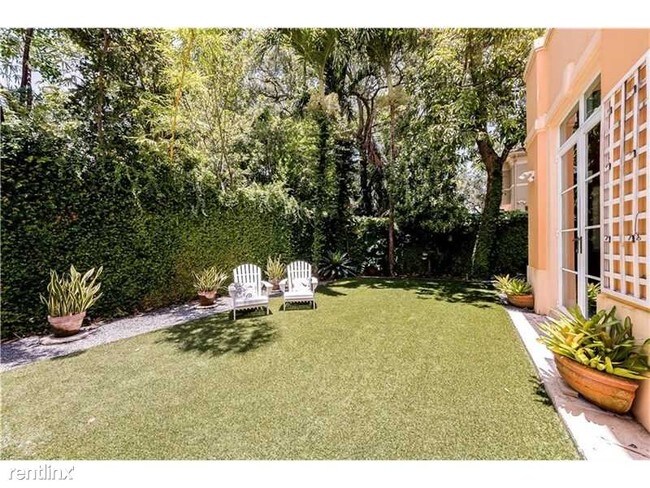 Building Photo - 3741 De Garmo Ln