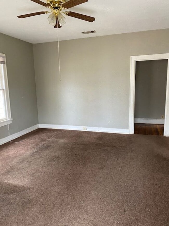 Building Photo - 6111 Lexington-