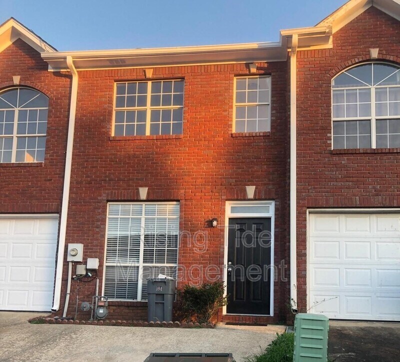 Primary Photo - 104 Sommersby Cir