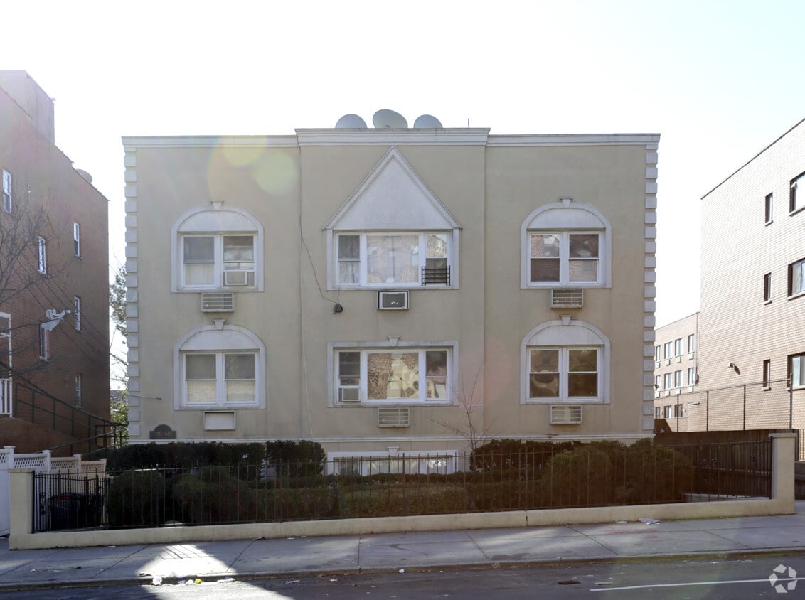 Building Photo - 119-50 Metropolitan Ave