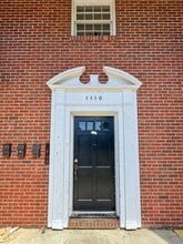 Building Photo - 1110 W Rowan St