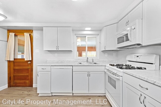 Building Photo - 3 br, 2 bath House - 5654 Florida Avenue