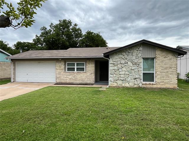 Foto principal - 14215 Osage Dr