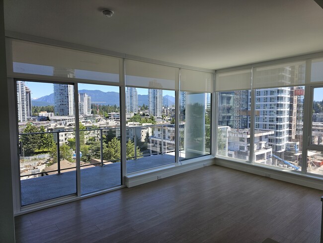 Building Photo - 699 Whiting Way