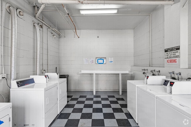 Laundry Facility - Collins Condominiums