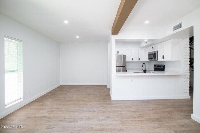Building Photo - 4310 N 78th St