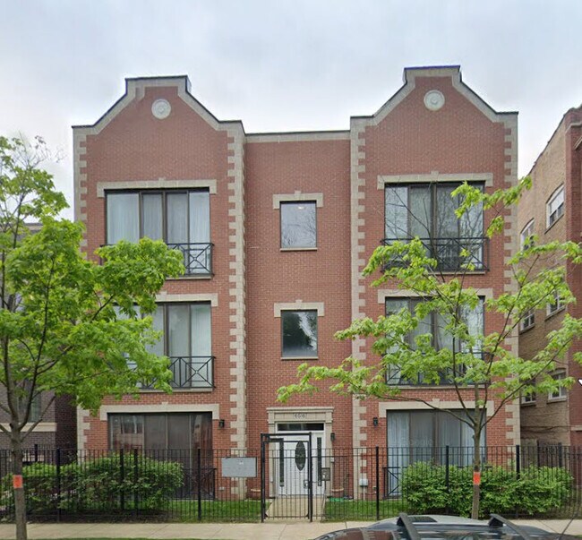Foto del edificio - 6516 S Woodlawn Ave