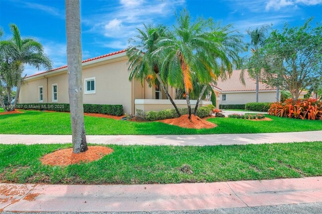 Building Photo - 2651 Oakmont Dr