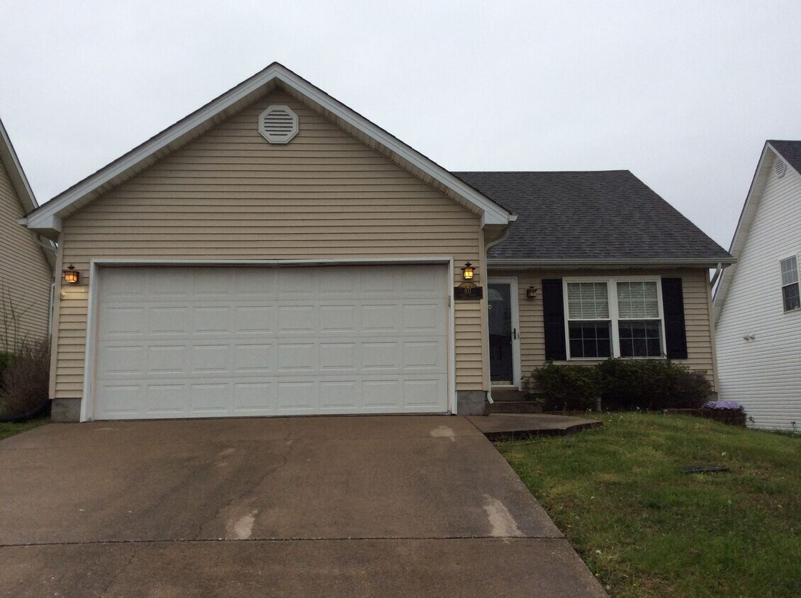 107 Destin Cir, Elizabethtown, KY 42701 House Rental in Elizabethtown
