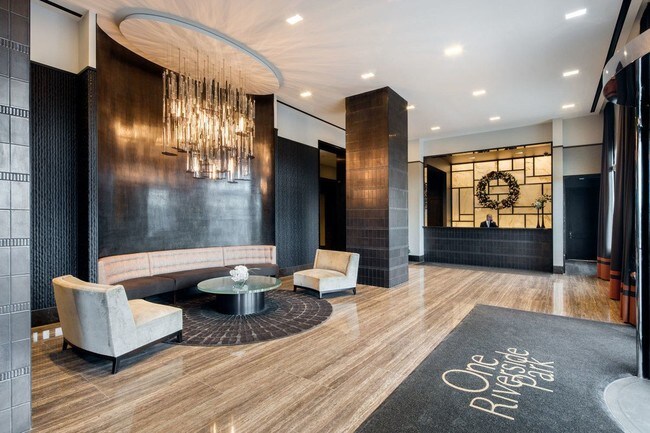 Foto del edificio - 50 Riverside Blvd