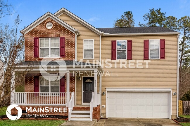 Building Photo - 1203 Summerfield Ln E