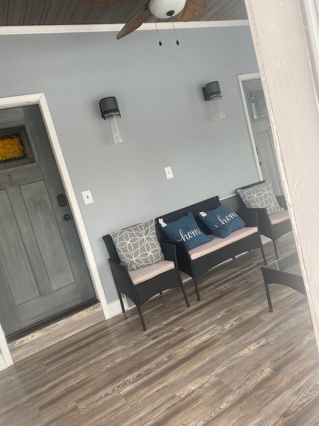 Building Photo - 3858 N 17th St