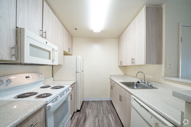 2 habitaciones, 2 baños - 886 pies cuadrados - Cocina - PORTOLA MEADOWS