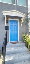 Building Photo - 28 57th Pl