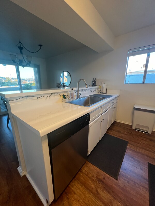 Foto del edificio - 9025 Alcott St