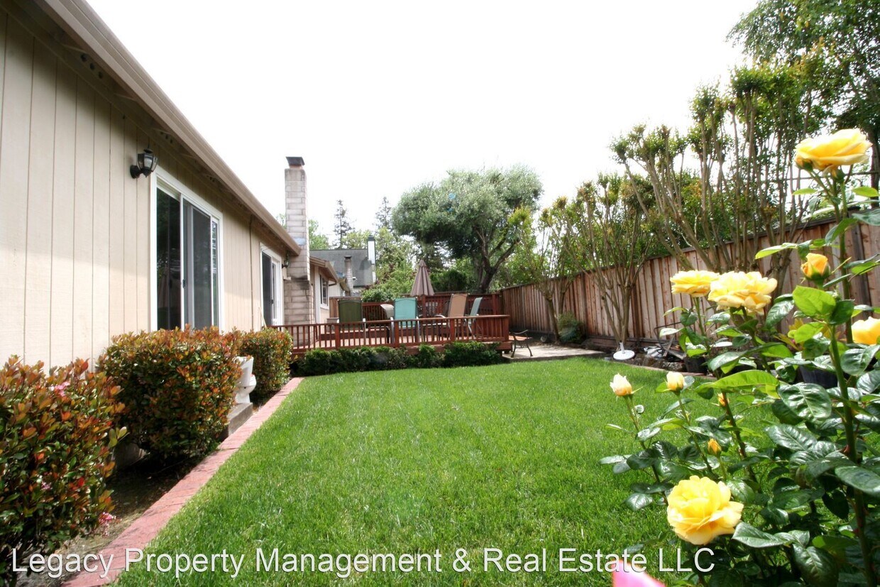 Foto principal - 3 br, 2 bath House - 4461 Heath Circle