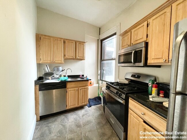 Building Photo - 1451 Tremont St