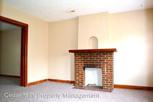 Building Photo - 401 N Hillside St