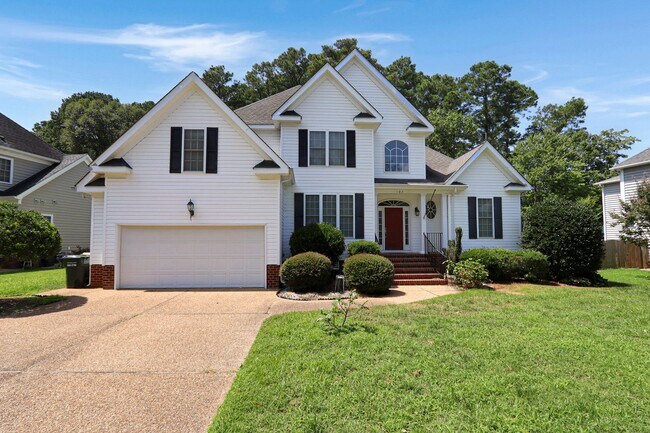 Building Photo - 102 Collington Run