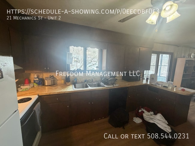 Building Photo - 21 Mechanics St