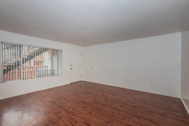 Building Photo - 4140 Mississippi St