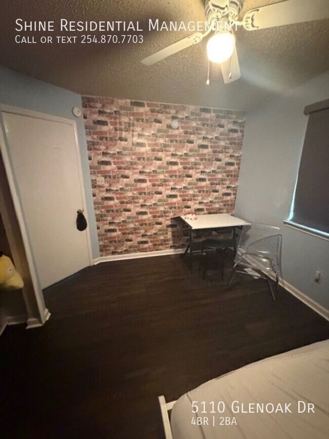 Foto del edificio - 5110 Glenoak Dr