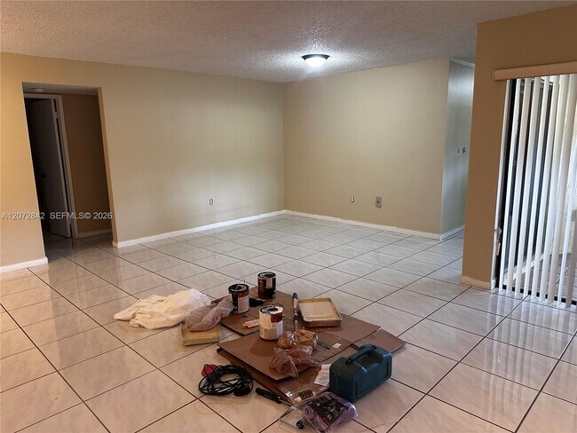 Building Photo - 8810 SW 123rd Ct