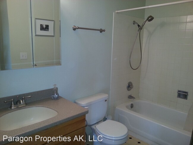 Building Photo - 1 br, 1 bath House - 821 P Street