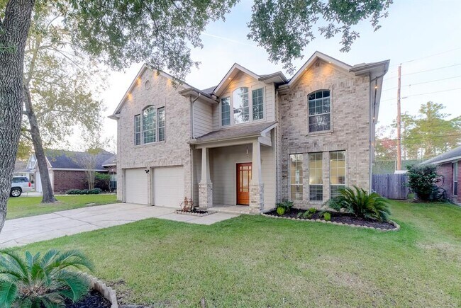 Building Photo - 13135 Yaupon Holly Ln