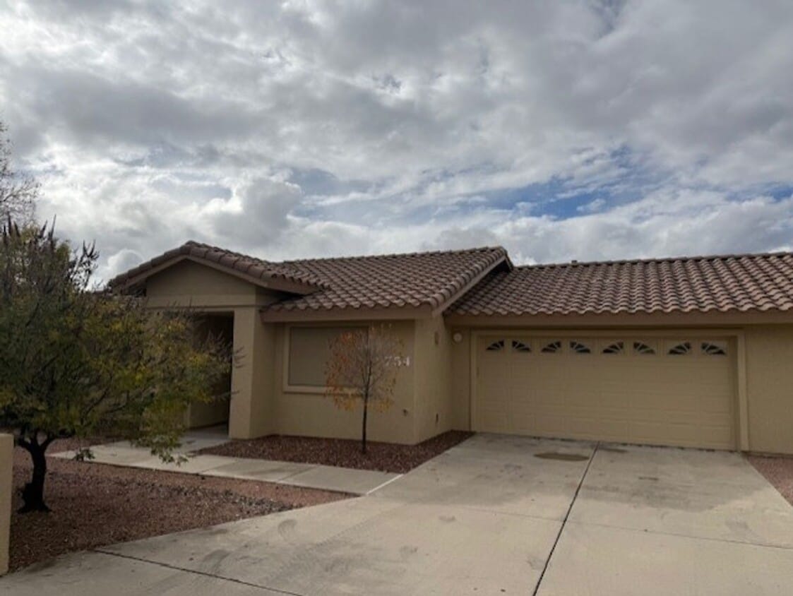 Primary Photo - 2 Bedroom 2 Bath Contact Property Pros 928-634-7710