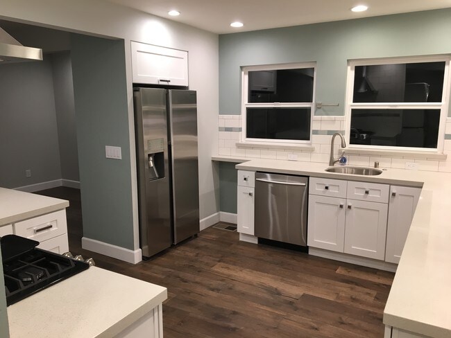 Kitchen 2 - 3277 Descanso Dr