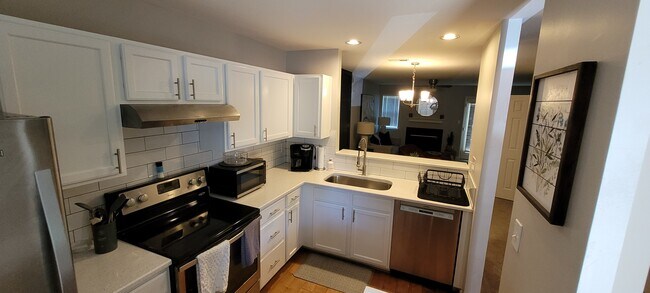 Building Photo - 3722 Winborne Ln