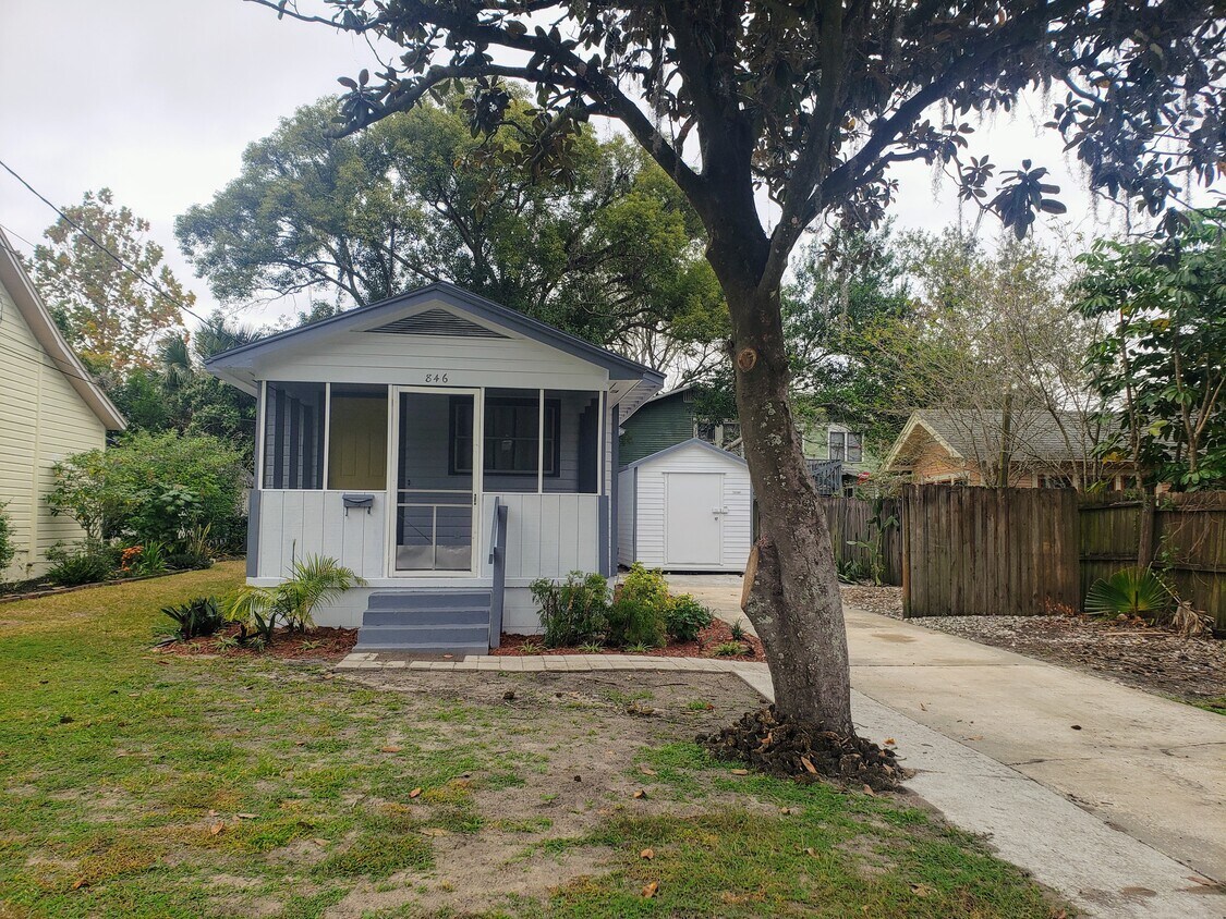 Primary Photo - 846 Walnut St
