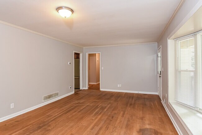 Foto del edificio - 4630 Cresant Ln