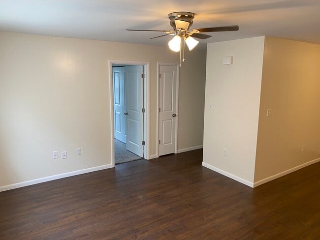 Building Photo - 7687 Brams Hill Dr