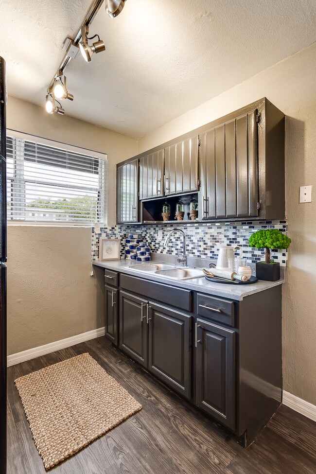 La Palma Apartments Jacksonville, FL