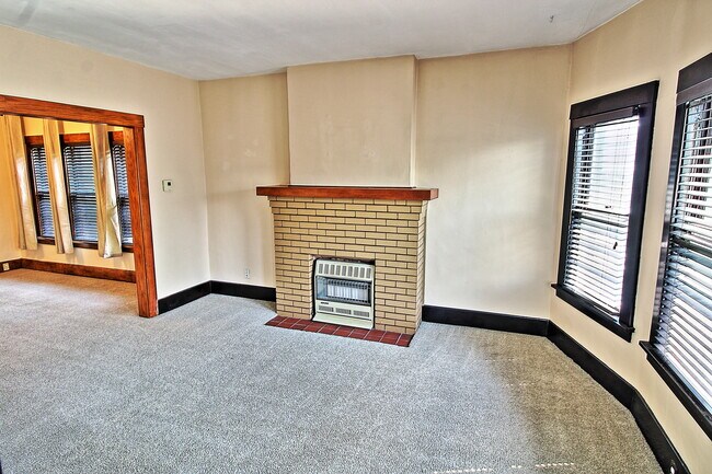 Living Room - 37 Sterling Ave