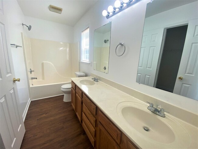 Photo - 4661 Murray Rd House