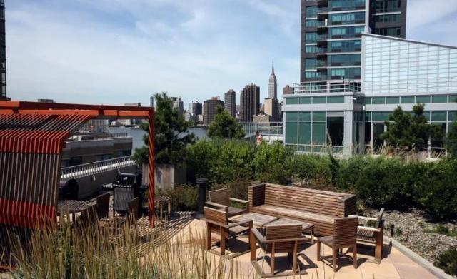 Foto principal - 2 bedroom in Long Island City NY 11109