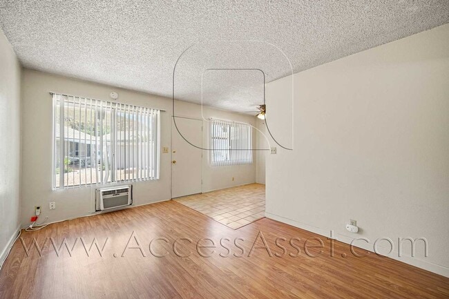 Building Photo - Lovely 55+ Senior Community Home With 1 Be...