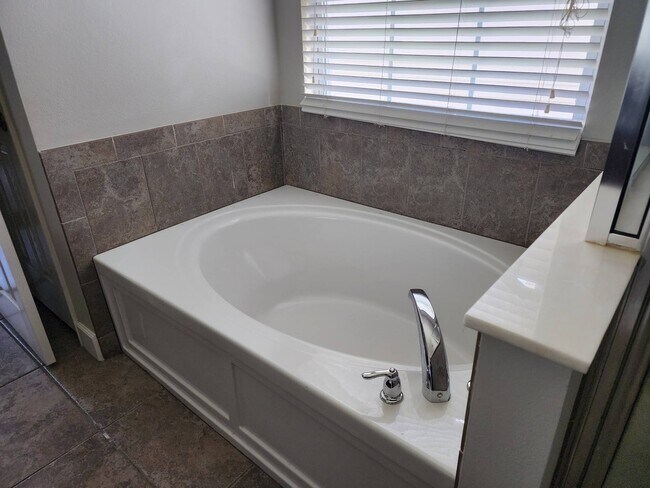 Photo - 2472 Lantana Ln House